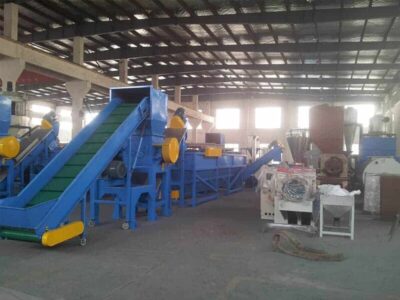 Waste PET plastic bottle hot washing crushing recycling machine